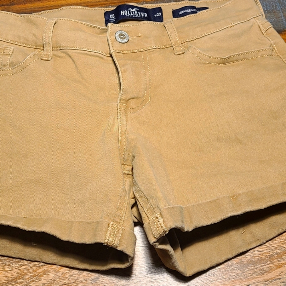 Hollister shorts khaki tan W23/00